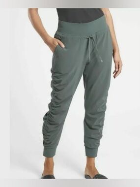 Athleta Attitude Lined Pant in Bali Green, Size 10 - Gray Grey Green Warm
